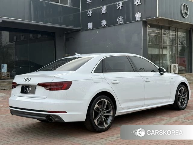 Audi A4L id 3927110 из Китая 9