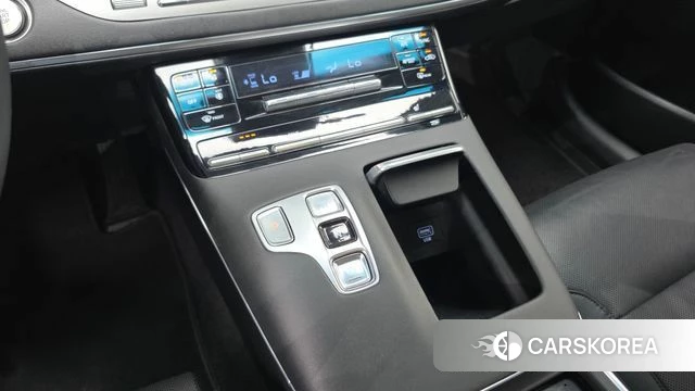 Hyundai The New Grandeur IG Hybrid id 4614432 из Кореи 19