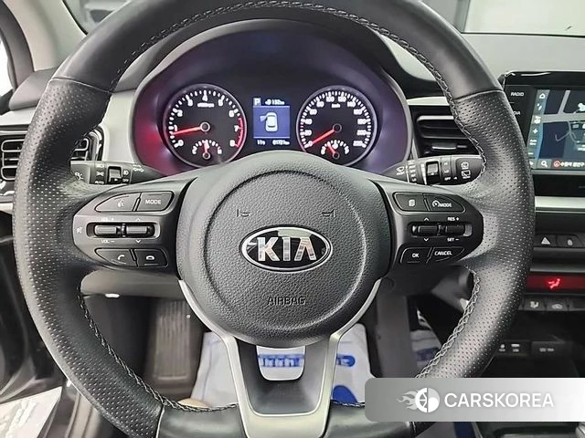 Kia Stonic id 3894095 из Кореи 17