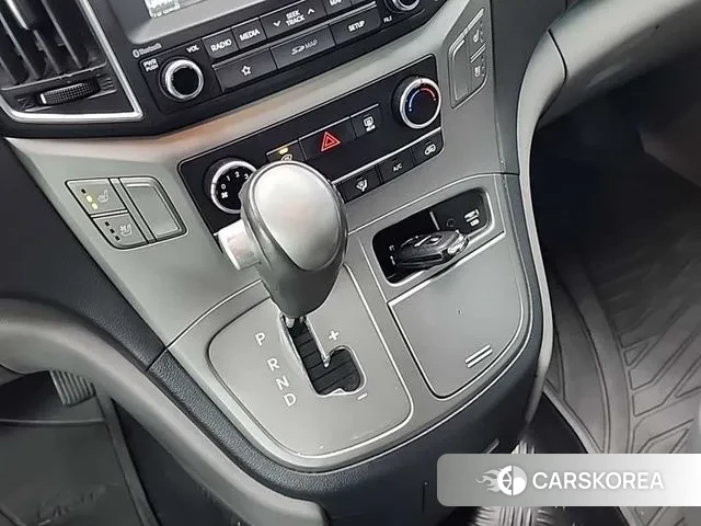 Hyundai The New Grand Starex id 3470051 из Кореи 17