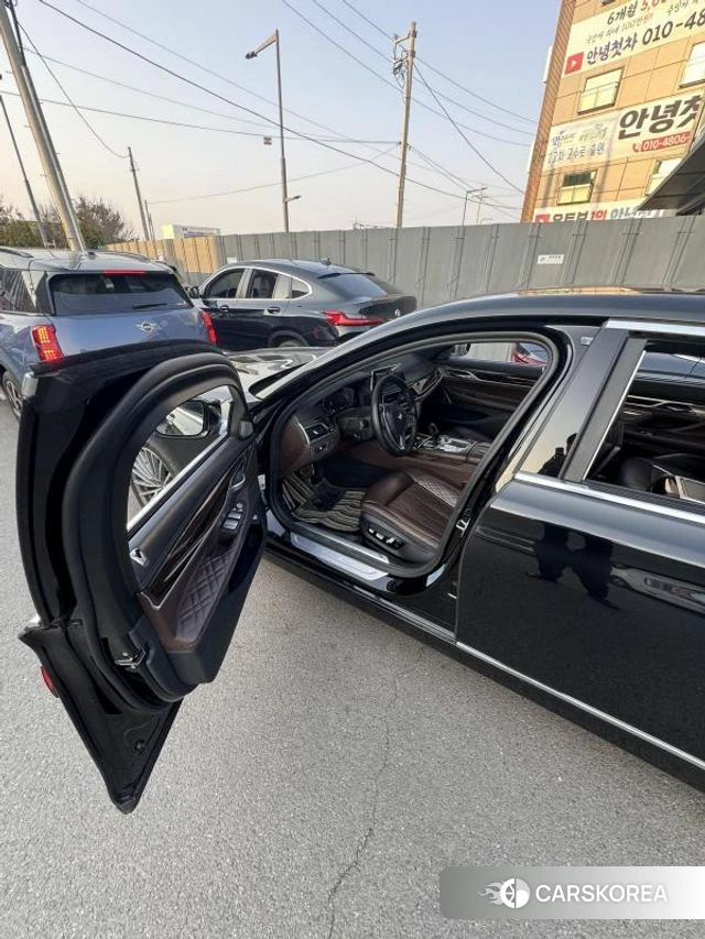 BMW 7 Series (G11) id 3844634 из Кореи 11