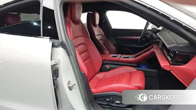 Porsche Taycan id 3518538 из Кореи 19