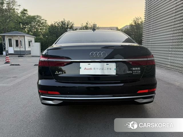 Audi A6L id 4272782 из Китая 9