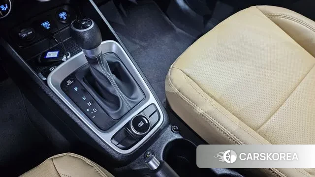 Hyundai Venue id 3454711 из Кореи 19