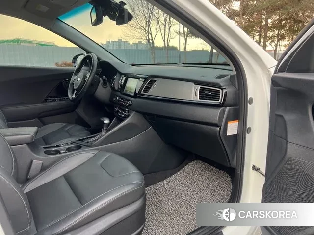 Kia Niro id 3469958 из Кореи 17