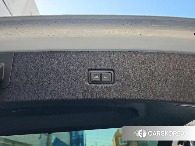 Audi Q8 (4M) id 3826710 из Кореи 19