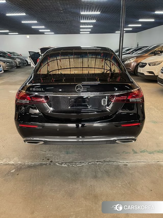 Mercedes-Benz E-class id 4279322 из Китая 9