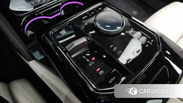 BMW 5 Series (G60) id 3890967 из Кореи 19