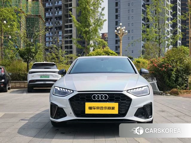 Audi A4L id 4306900 из Китая 10