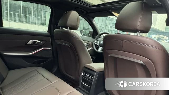 BMW 3 series id 3920475 из Китая 13