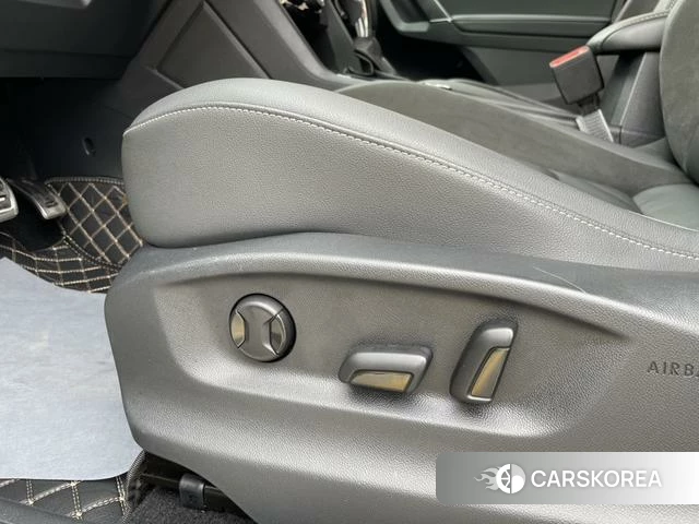 Volkswagen Tiguan L id 4366008 из Китая 23