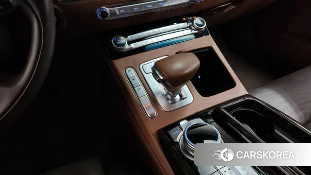 Genesis G90 id 4384280 из Кореи 19