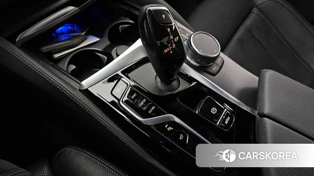 BMW 5 Series (G30) id 4408641 из Кореи 31