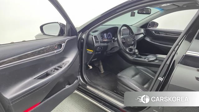 Hyundai Grandeur IG id 4448340 из Кореи 28
