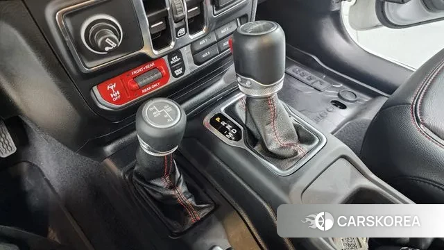 Jeep Gladiator (JT) id 3306740 из Кореи 19