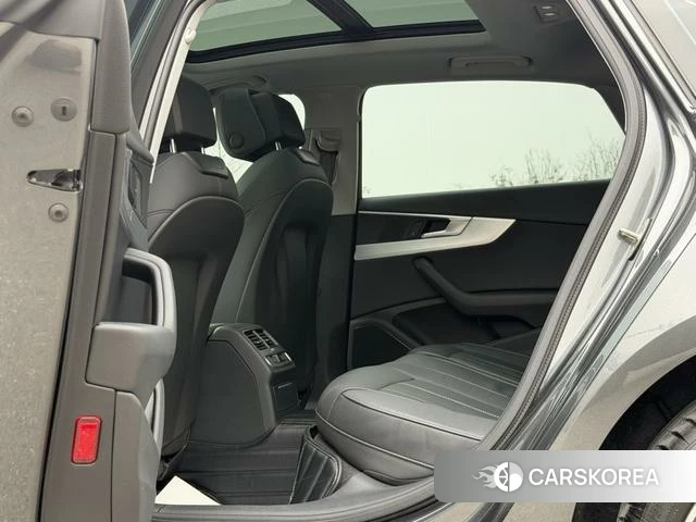 Audi A4L id 4209733 из Китая 16
