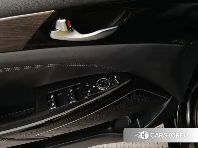 Kia K7 Premier id 3193039 из Кореи 19