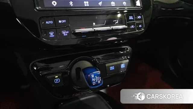 Toyota Prius 4th Generation id 3772702 из Кореи 19