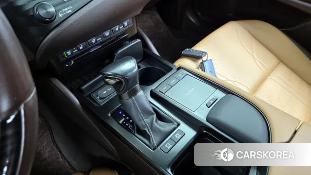 Lexus ES300h 7th generation id 3182102 из Кореи 19