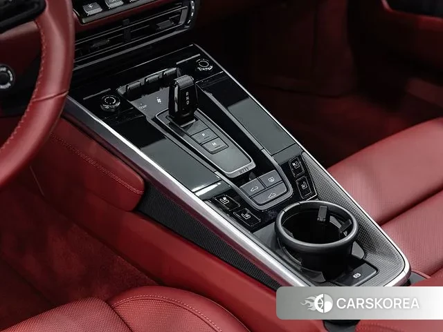 Porsche 911(992) id 3031548 из Кореи 19