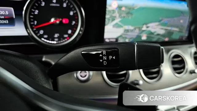 Mercedes-Benz E-Class W213 id 3646959 из Кореи 19