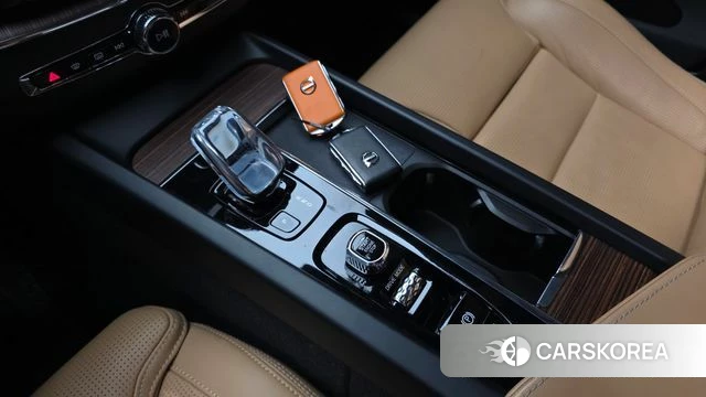 Volvo XC60 second Generation id 4593962 из Кореи 34
