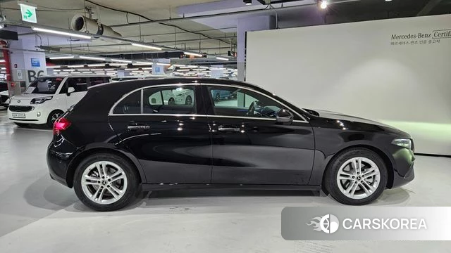 Mercedes-Benz A-Class W177 id 4607348 из Кореи 19