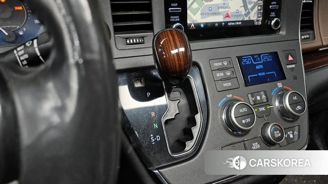 Toyota Sienna id 3942464 из Кореи 19