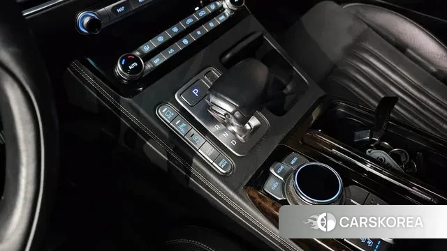 Genesis G90 id 3459788 из Кореи 19