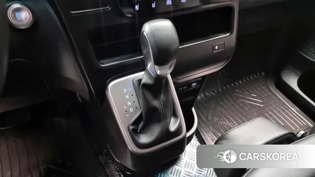 Hyundai Staria id 3679509 из Кореи 19