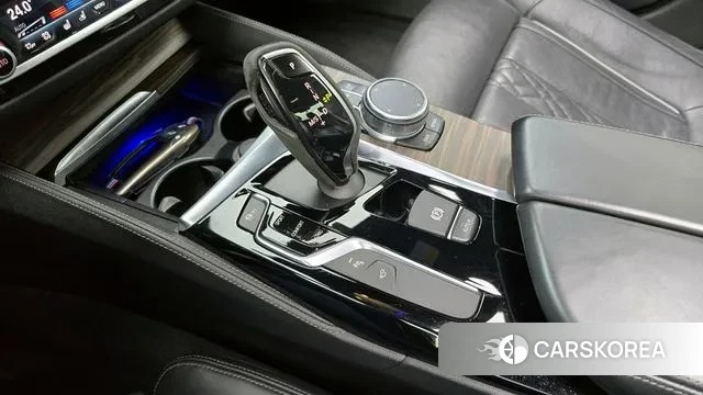 BMW 5 Series (G30) id 3470065 из Кореи 19