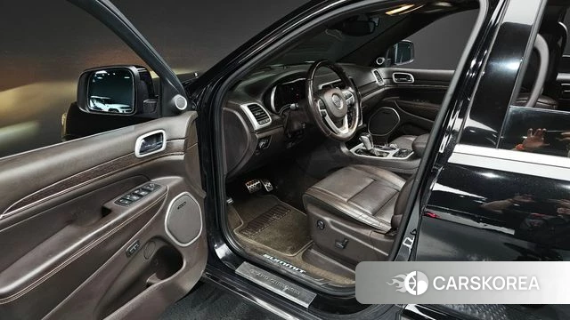 Jeep Grand Cherokee id 4633252 из Кореи 32