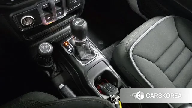 Jeep Wrangler (JL) id 3307720 из Кореи 19