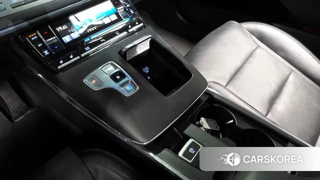 Hyundai The New Grandeur IG id 3018119 из Кореи 19