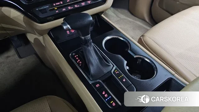 Kia The New Carnival id 3155989 из Кореи 19