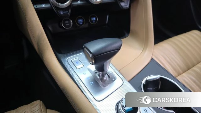 Genesis The New G70 id 3954648 из Кореи 19