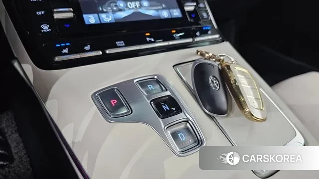 Hyundai The New Grandeur IG id 3053585 из Кореи 19