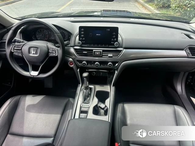 Honda Accord id 4290867 из Китая 19