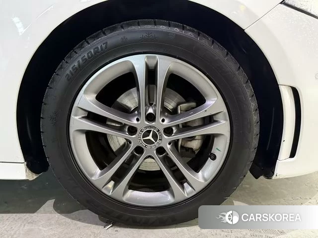 Mercedes-Benz Class A id 3857964 из Китая 14