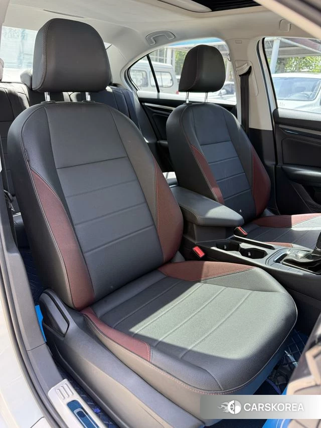 Volkswagen Bora id 4271533 из Китая 29
