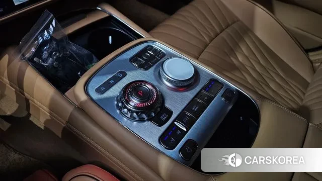 Genesis G90 (RS4) id 3467845 из Кореи 19