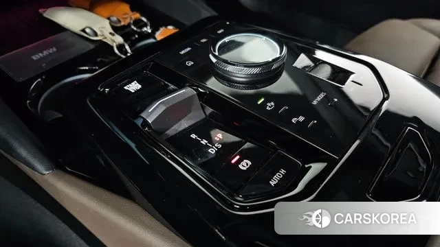 BMW 5 Series (G60) id 3517673 из Кореи 20