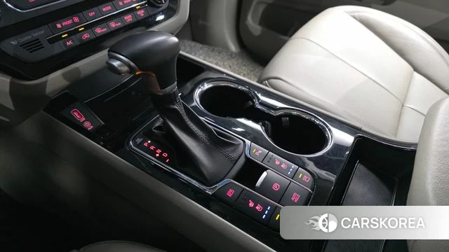 Kia The New Carnival id 4542918 из Кореи 19