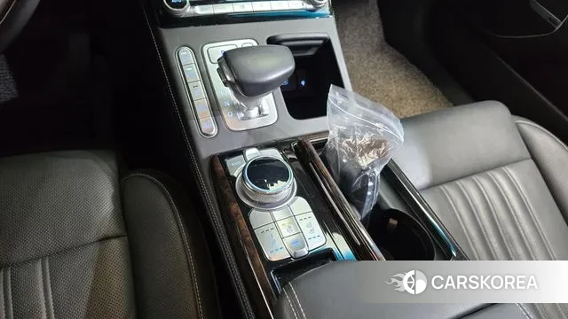 Genesis G90 id 3582438 из Кореи 19