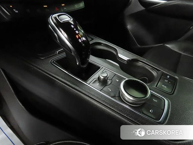 Cadillac XT4 id 3787189 из Кореи 19