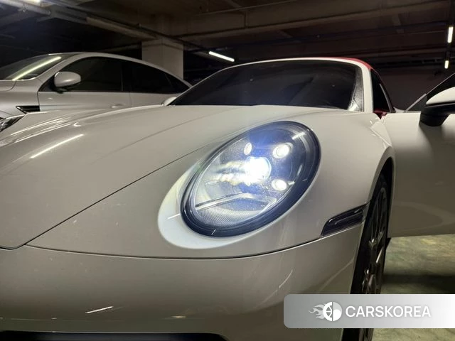 Porsche 911(992) id 3812913 из Кореи 10