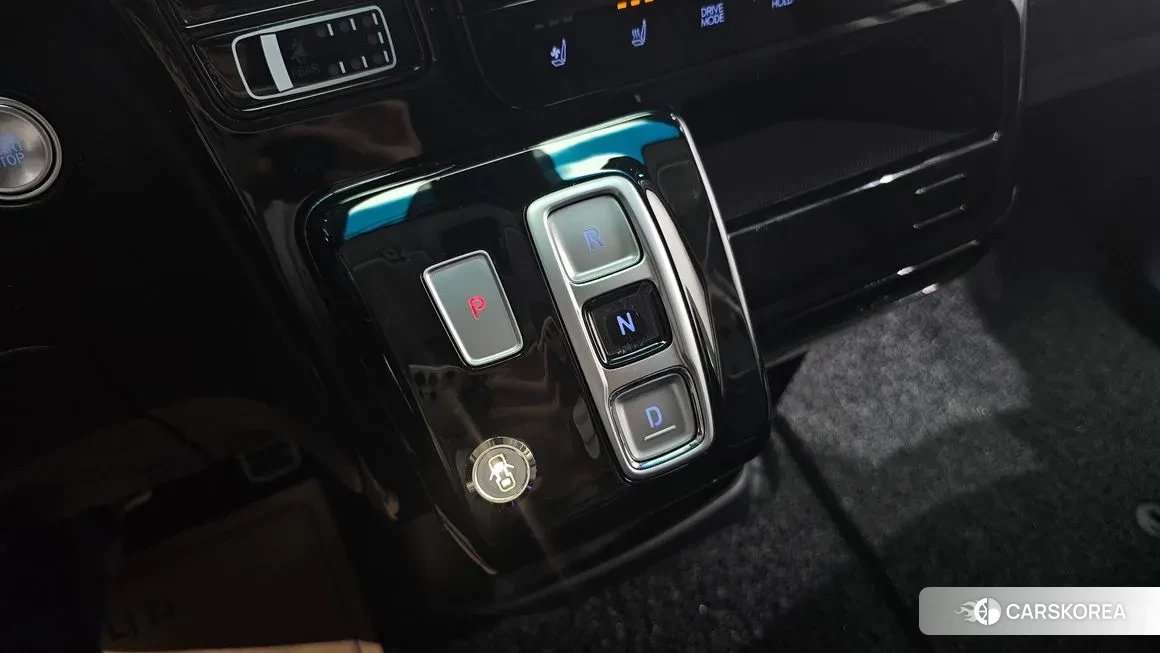 Hyundai Staria id 2095109 из Кореи 19