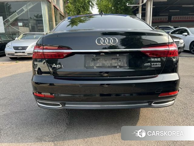 Audi A6L id 4320689 из Китая 14