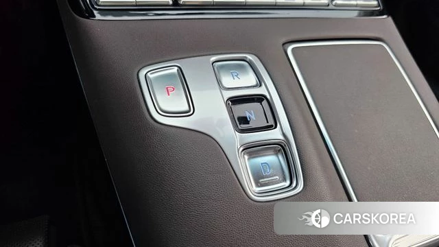 Hyundai The New Grandeur IG Hybrid id 4294467 из Кореи 19