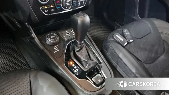 Jeep Cherokee (KL) id 3027729 из Кореи 19